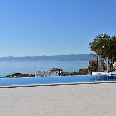 Villa Katarina - Infinity Pool With Amazing View Bol Eksteriør billede