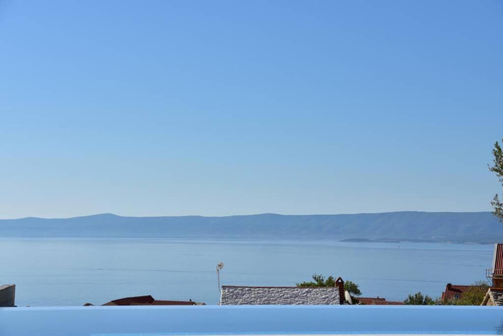 Villa Katarina - Infinity Pool With Amazing View Bol Eksteriør billede